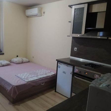 Apartmen Xan Malamir Várna Kültér fotó