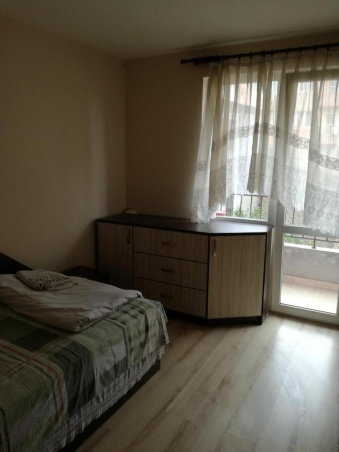 Apartmen Xan Malamir Várna Kültér fotó